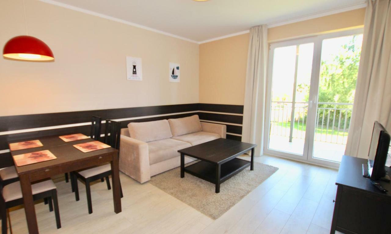 Apartamenty Bursztynowe Komnaty ดาร์โลฟโก ภายนอก รูปภาพ